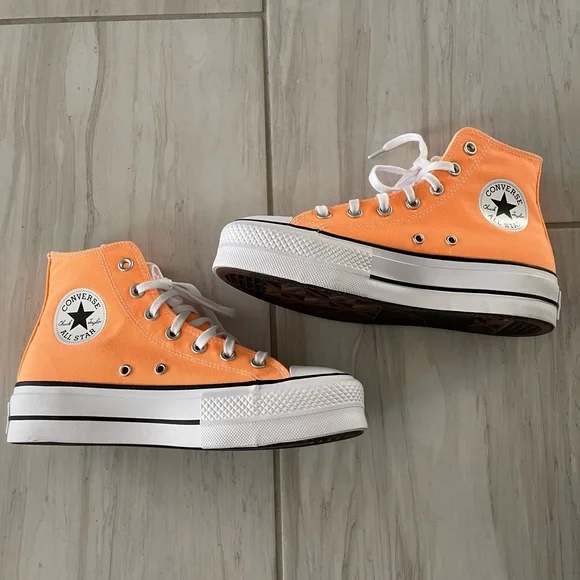 💫SOLD💫🧡Platform Hightops Converse🧡 - Picture 3 of 8